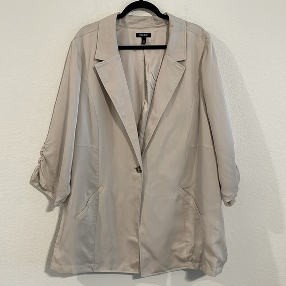 Torrid Women’s One Button Blazer 4X Tan Contemporary Careerwear Classic - Picture 1 of 14